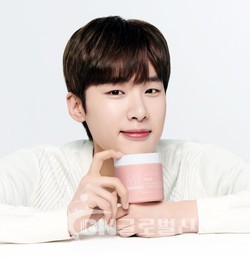 LG생활건강은 더마코스메틱 브랜드 케어존의 광고 모델로 배우 김동희를 발탁했다