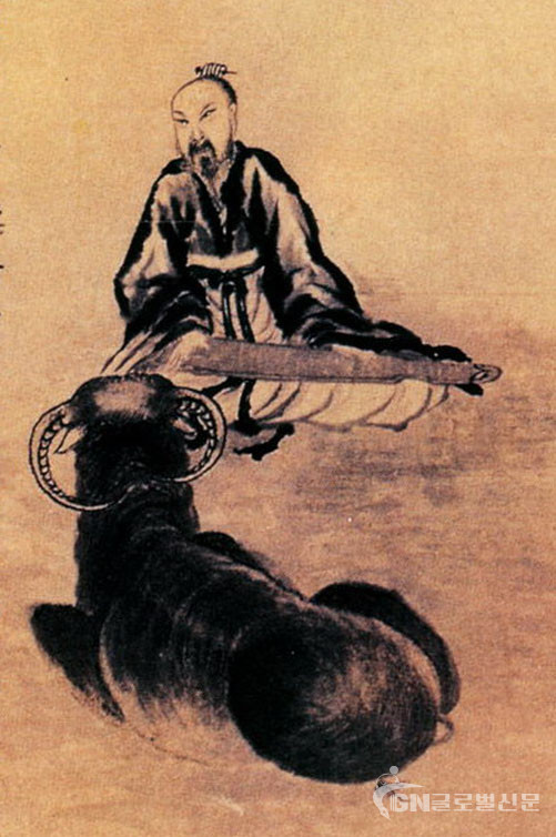 후한시대 말기 노(魯)나라에 공명의(公明儀) - 대우탄금(對牛彈琴) 소를 향해 거문고를 켜 주었다.