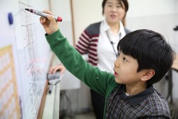CMS 영재교육센터가 6월 신입생 모집을 위한 입학전형을 5월 한 달간 무료로 실시한다