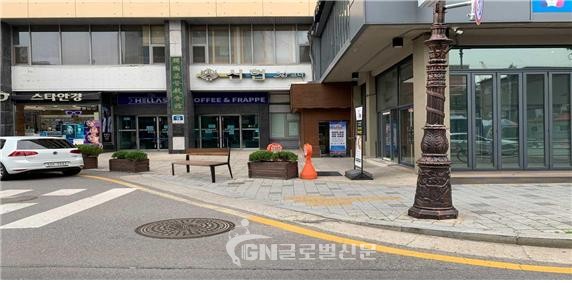 오월걸상 설치예정지 : 종로구 한국기독교회관 앞 보도