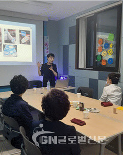 평택안중전통시장이 깨끗하고 정돈된 시장 환경 개선을 위해 진행하는 VMD 컨설팅 현장