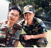 가수 박현빈(오른쪽)