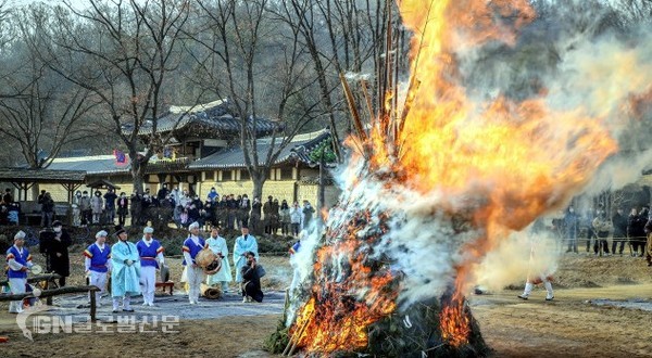 달집 태우기