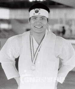 대한민국 스포츠영웅 故 조오련 1974 테헤란 아시아경기대회 사진