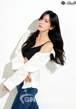 슬림9 모델, 배우 김소연