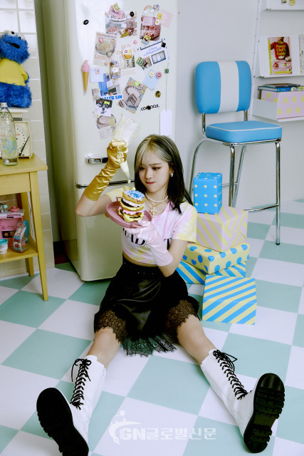 ITZY(있지) 멤버 류진이 강원도 지역의 산불 피해 구호를 위해 사단법인 더프라미스에 성금 5000만원을 전달했다(사진=JYP엔터테인먼트)