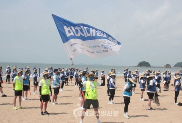 스포넥트가 2022년 ‘대학생 87km 비치대장정’ 3기 대원과 후원사를 모집한다