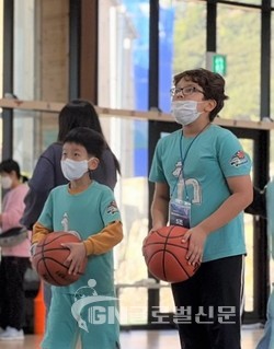 '파스텔세상 다문화어린이 농구단' 제주도 전지훈련 장면. (제공= 한국농구발전연구소)