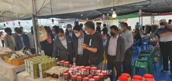 고창군, 테마가 있는 직거래장터
