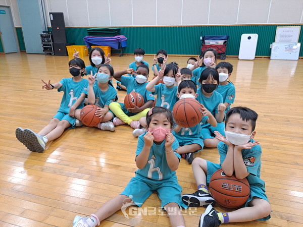 어글리더클링 다문화 농구꿈나무들의 농구훈련 장면. (제공= 한국농구발전연구소)