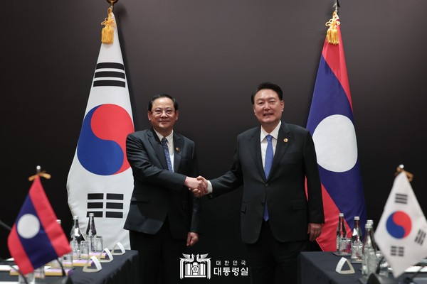 윤석열 대통령은 지난 7일 손싸이 시판돈 라오스 총리와 한-라오스 양자회담을 가졌다.