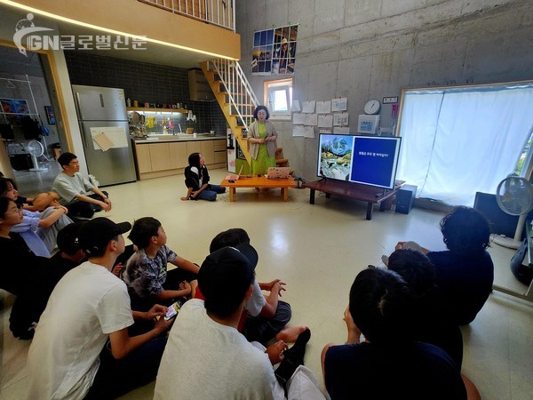 경기의정부교육도서관 학교 밖 청소년 위한 독서문화 프로그램 확대 운영(사진1)
